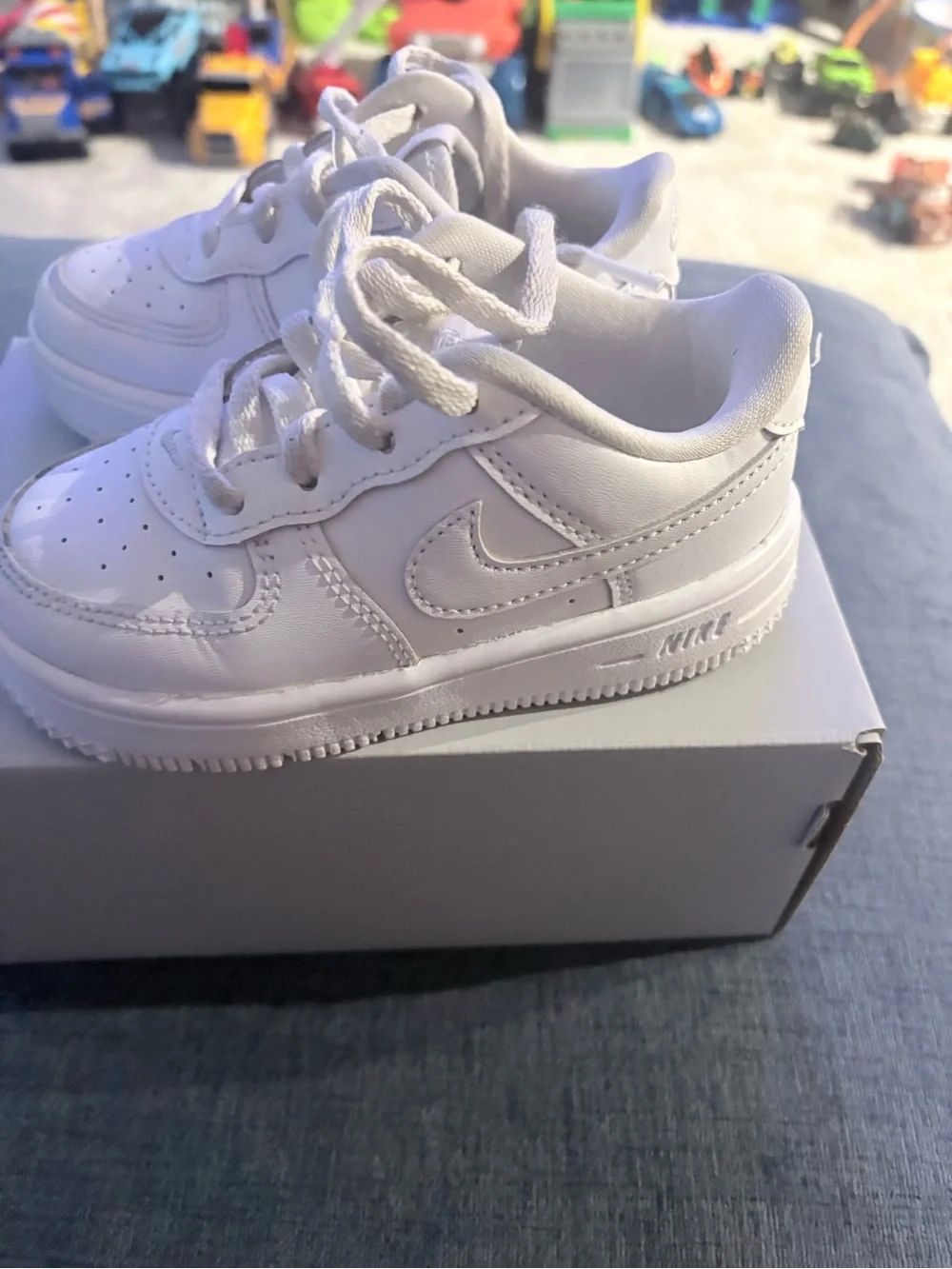 Nike Kids White Low-Top Sneakers with Lace-Up Closure
